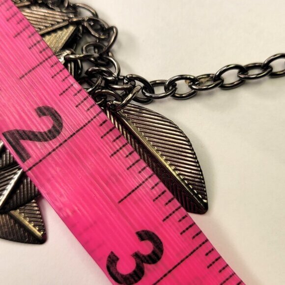 Gunmetal Leaf Dangling Clusters Choker Necklace - Picture 9 of 11